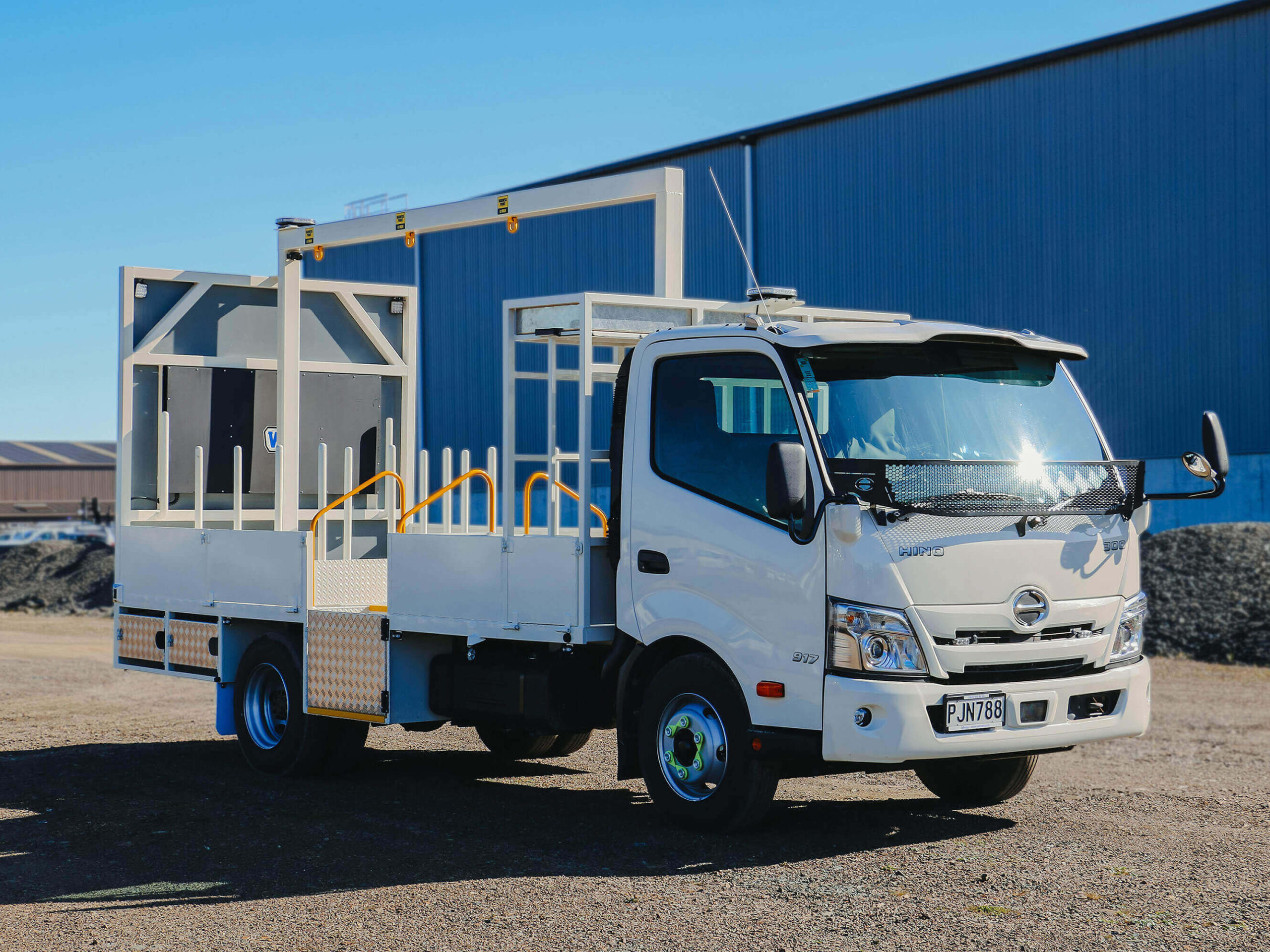 Level 1 Traffic Management Truck - Image 3
