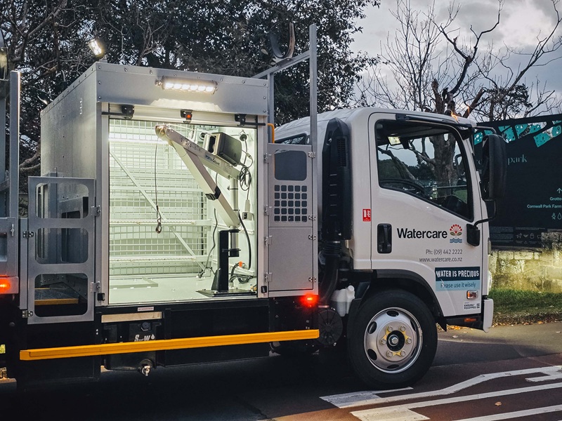 Utilities Service & Support Truck - Image 9