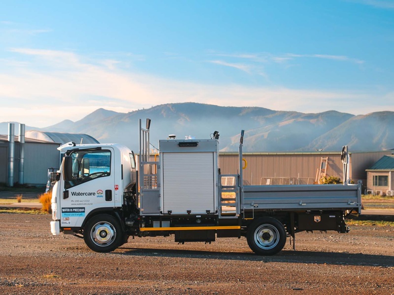 Utilities Service & Support Truck - Image 5
