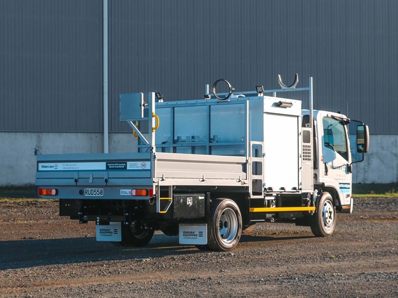 Utilities Service & Support Truck - Image 4